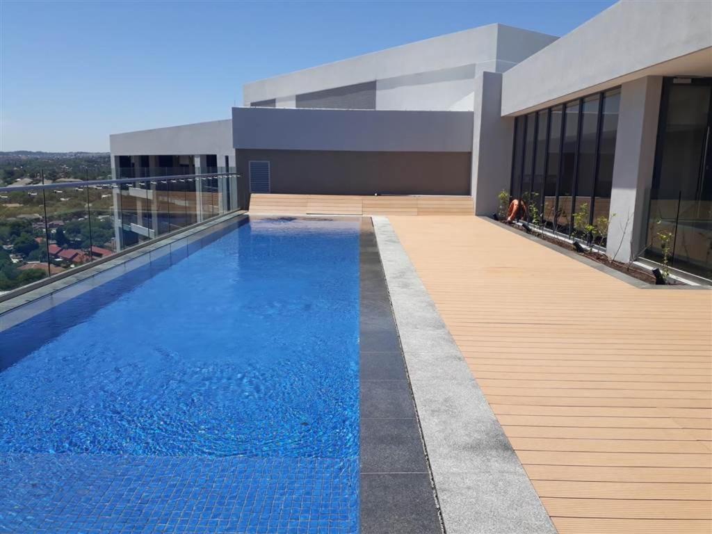 Menlyn Maine The Residence Trilogy - 4Th Pretoria-Noord Exteriör bild